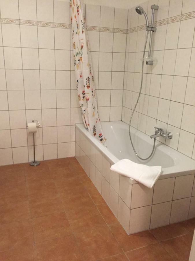 Terrasse Wohnungen Mit Parking In Zentrum Apartment *